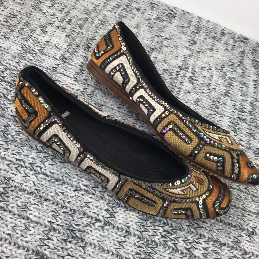 REPORT Vasha Embellished Multicolor Ballet Flats 8